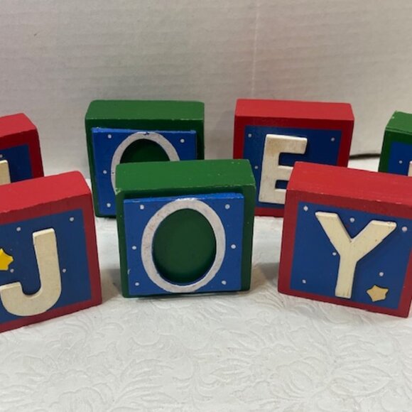 VTG 7 Piece Wooden Christmas JOY NOEL Blocks Picture Frames Table Decor 2.5" - Picture 3 of 14